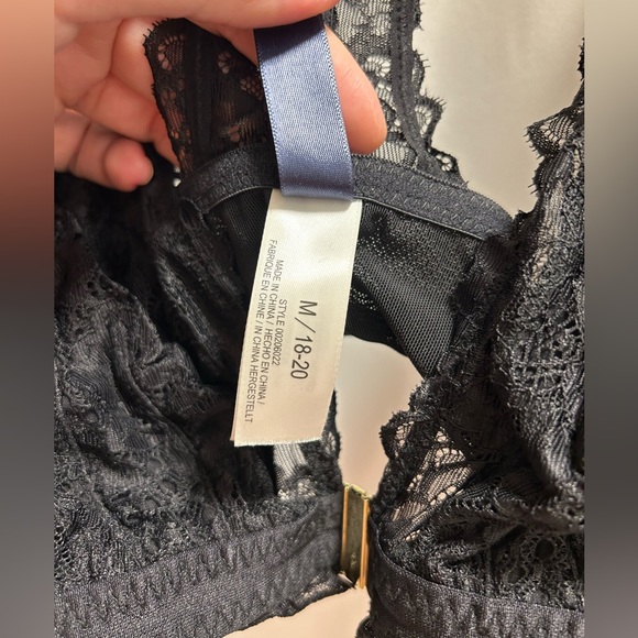 Fox & Royal front closure lace bra, size 18-20 - Picture 3 of 3